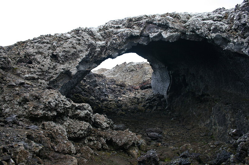 Lávové jeskyně