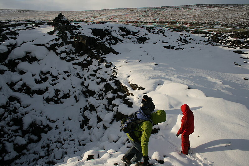 Sestup do tunelu pod lávovým polem