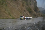 "Průzkumné vozidlo" v ledovcové řece :-)