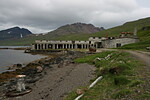 Ruiny sardinkárny v Ingólfsfjordu